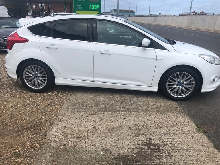 2012 Ford Focus 1.6 182 EcoBoost Zetec S 5dr HATCHBACK Petrol Manual