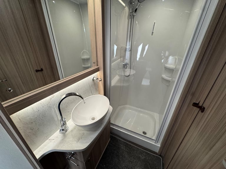Coachman Acadia 630 Xtra / 5  - 8 ft WIDE 2022