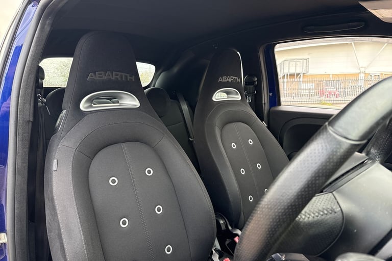 2017 Abarth 595 1.4 T-Jet 145 2dr Convertible PETROL Manual