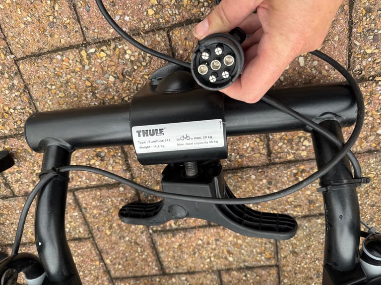 Thule EuroRide 941 2 Towbar Bike Carrier tilting rack tow bar cycle car Rear