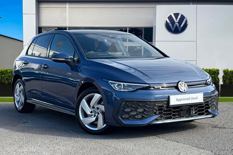 image for 2025 Volkswagen Golf 1.5 TSI 272 GTE eHybrid DSG Ã¢Â­ÂPanoramic sunroof, Head up DisplayÃ¢Â­Â H...