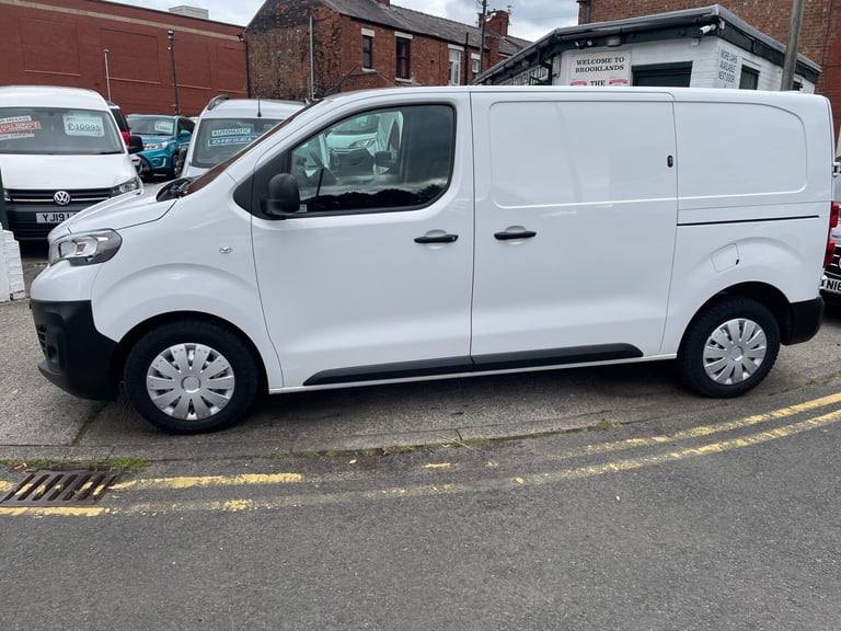2022 Peugeot Expert 2.0 BLUEHDi 1400 PROFESSIONAL PREMIUM STANDARD PANEL VAN 6DR DIESEL EURO 6 PA...
