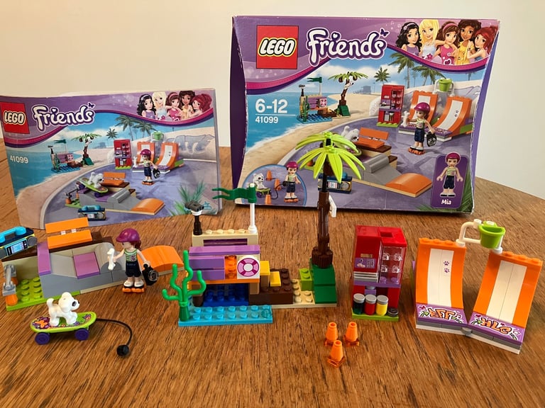 2 sets of Lego Friends 