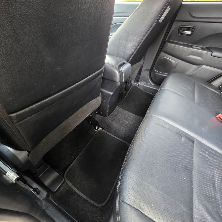 Mitsubishi, ASX, Hatchback, 2016, Manual, 1560 (cc), 5 doors