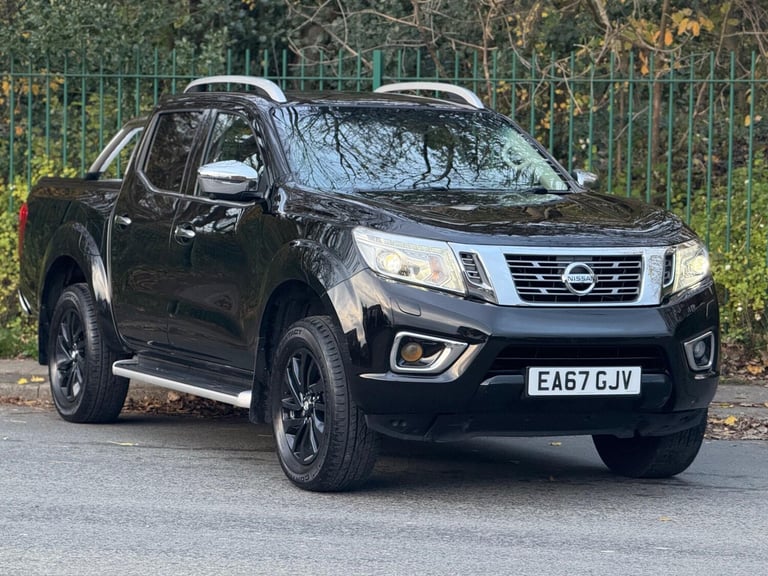 image for  Nissan Navara 2.3 dCi Tekna Auto 4WD Euro 6 4dr Diesel Automatic