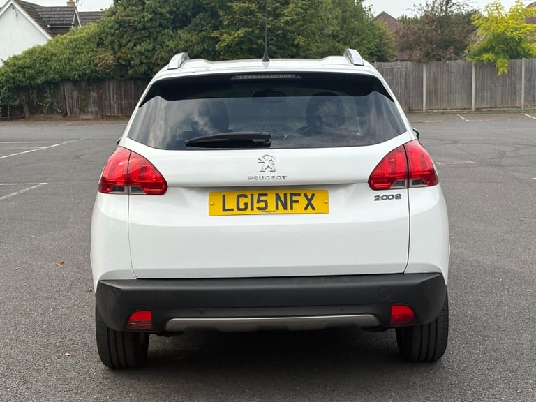 2015 Peugeot 2008 1.2 VTi PureTech Allure Euro 5 5dr HATCHBACK Petrol Manual