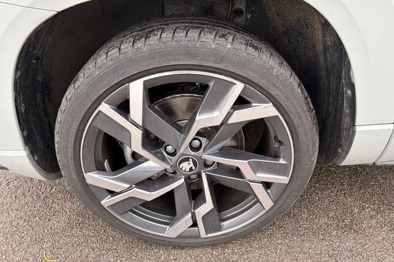 2025 Skoda Karoq 1.5 TSI Sportline Edition 5dr DSG ESTATE PETROL Automatic