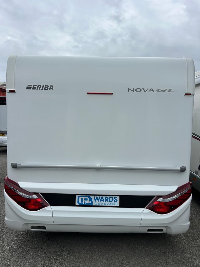 Hymer Eriba Nova GL 2 berth 2017 ***MOVER**GREAT CONDITION***