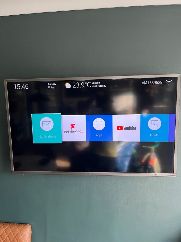 Offers Welcome - Hisense 43” Smart TV - Not Fully Working - Remote - No Feet