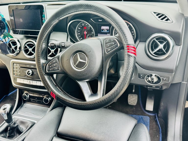 Mercedes-Benz, GLA, 2017, Manual, 1595 (cc), 5 doors