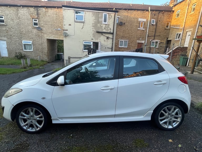 Mazda, 2, Hatchback, 2010, Manual, 1349 (cc),5 doors - Image 4