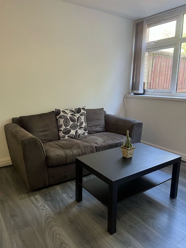⚡️ Fresh Start FAST! Furnished Shared Rooms in Birmingham – Zero Upfront Cost.