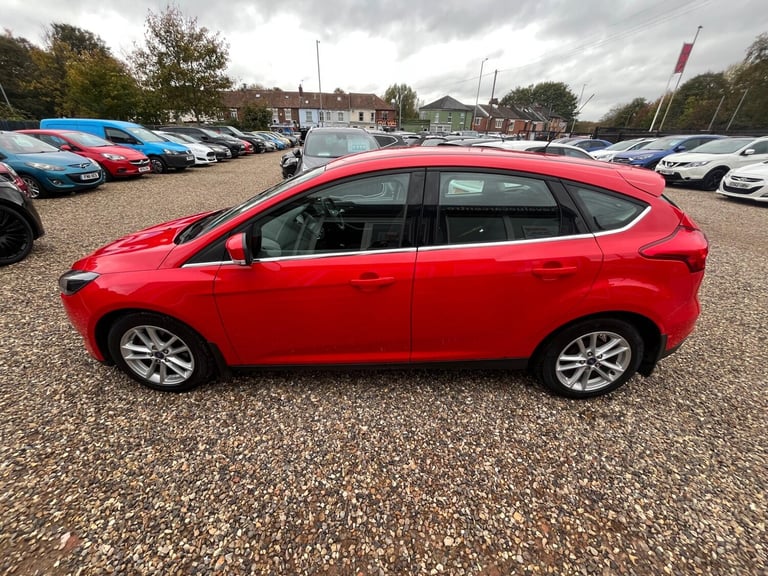 2015 Ford Focus 1.0 EcoBoost 125 Zetec 5dr HATCHBACK PETROL Manual