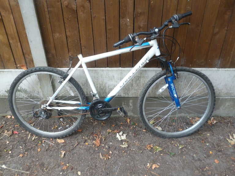 MENS BIKE SPARES OR REPAIR 