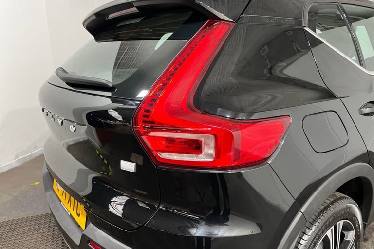 2021 71 VOLVO XC40 1.5H T4 RECHARGE 10.7KWH INSCRIPTION SUV 5DR PETROL PLUG-IN H