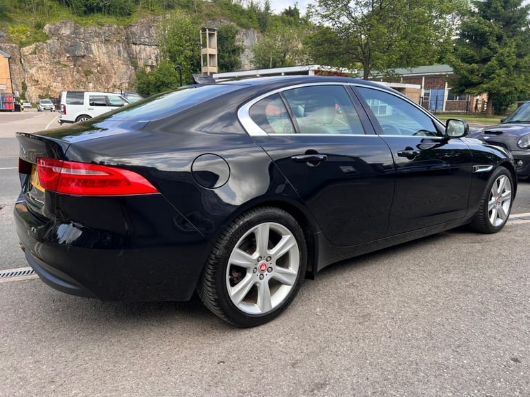 2017 17 JAGUAR XE 2.0D PORTFOLIO SALOON 4DR DIESEL AUTO EURO 6 (S/S) (180 PS) DI