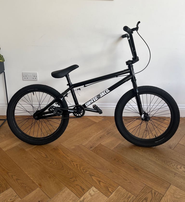 'As new' 20'' Complete BMX - United Recruit - Gloss Black 2021 