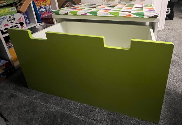 IKEA kallax and smastad bedroom storage