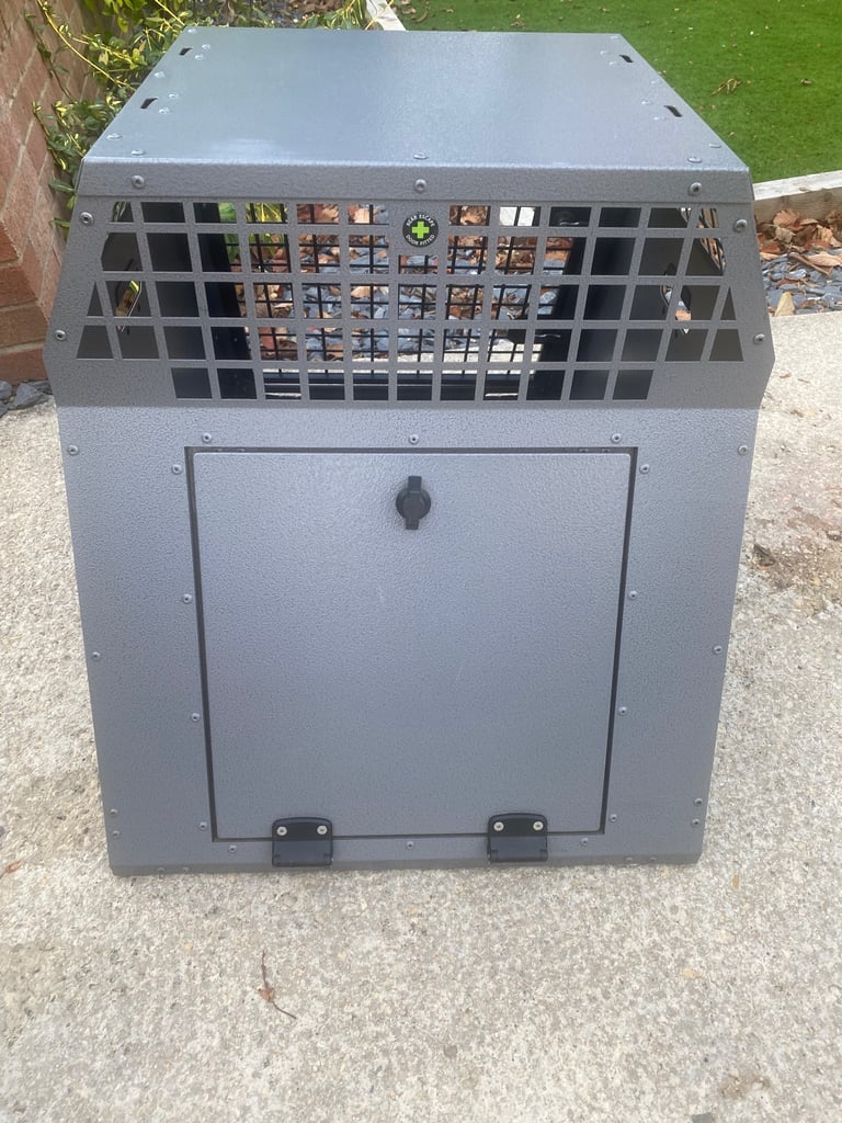 Transk9 B23 - B24 - B37 dog crate also DT box