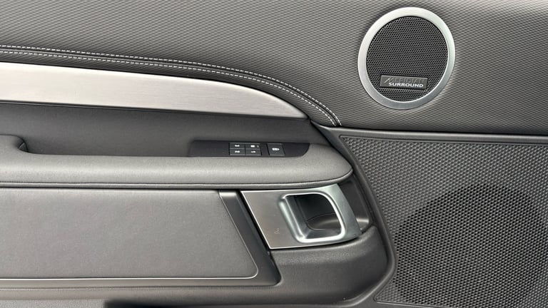 2021 Land Rover Discovery 3.0 D300 MHEV R-Dynamic HSE SUV 5dr Diesel Auto 4WD Euro 6 (s/s) (300 p...