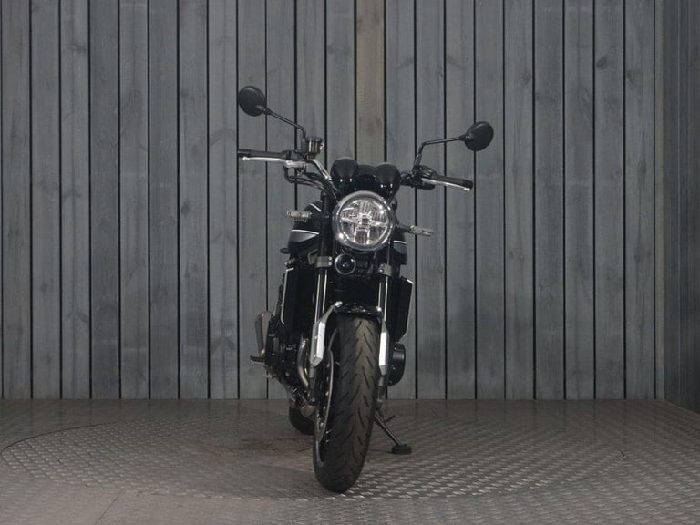 2021 21 KAWASAKI Z900 RS