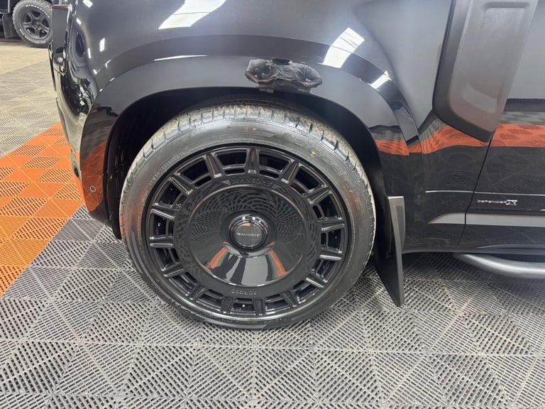 2023 Land Rover Defender 130 3.0 D300 MHEV X Auto 4WD Euro 6 (s/s) 5dr ESTATE Diesel Automatic