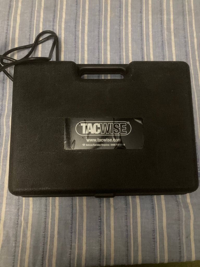 Tacwise 230V pin gun