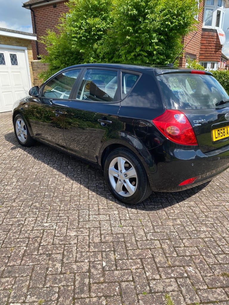 Kia, CEED, Hatchback, 2008, Manual, 1591 (cc), 5 doors