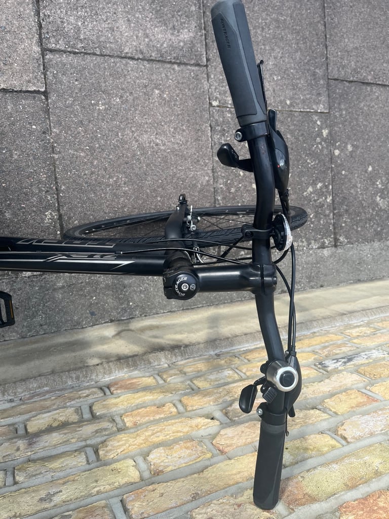 TREK 7.1 FX Step-Through Hybrid Lightweight Ladies bike in Black Charcoal colour