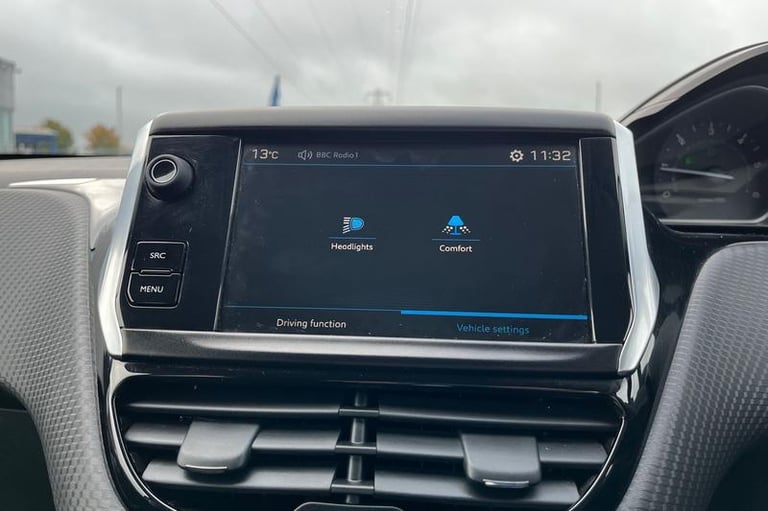 2017 Peugeot 2008 1.6 BlueHDi 100 Active 5dr - MOT'D TO JUNE 2026, 2 KEYS, TOUCHSCREEN, BLUET Est...