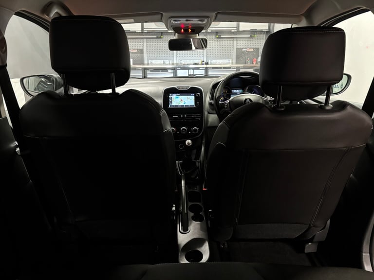 2015 Renault Clio 1.2 16V Dynamique Nav 5dr HATCHBACK Petrol Manual