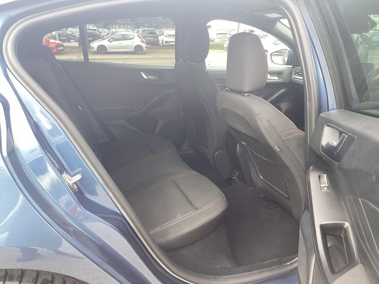  Ford Focus Focus ST-Line Style 5 door 1.0L EcoBoost 125PS FWD 6 Speed Manual Petrol Manual
