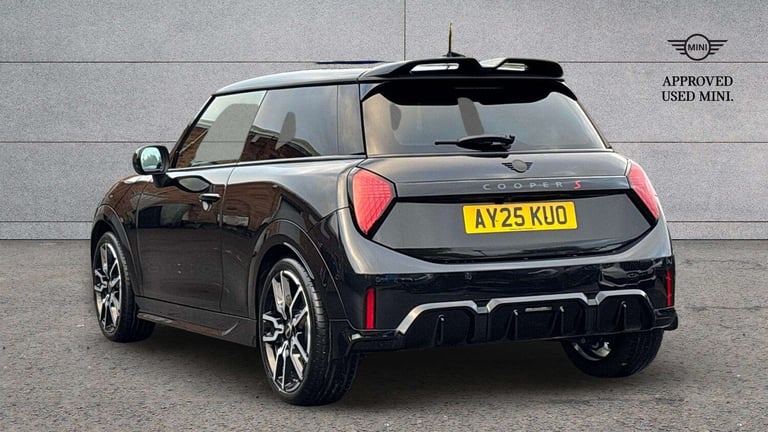 2025 MINI Cooper 2.0 S Sport 3dr Auto HATCHBACK PETROL Automatic