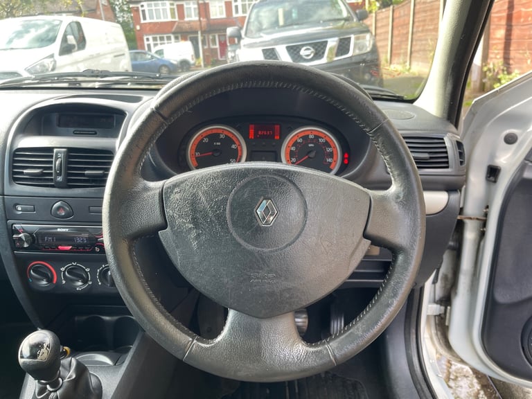 Renault, CLIO, Hatchback, 2004, Manual, 1461 (cc), 3 doors