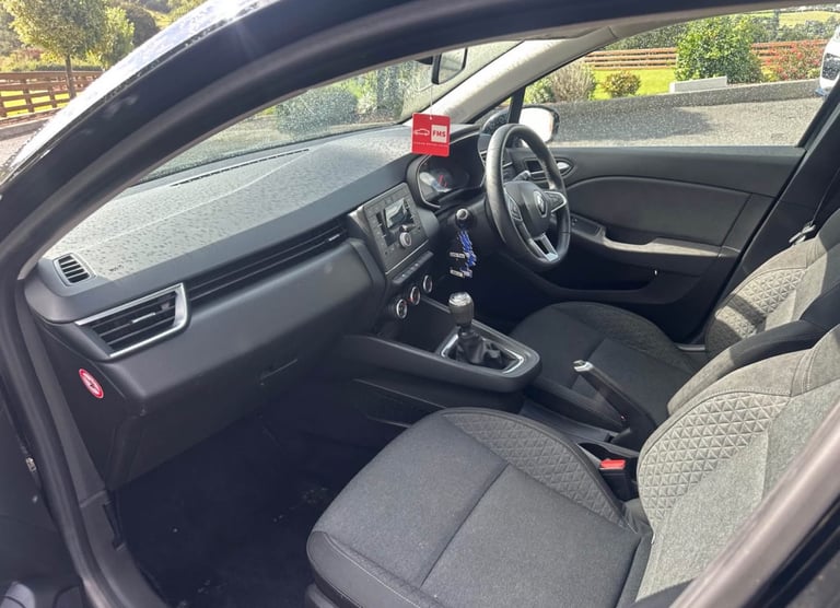Renault, CLIO, Hatchback, 2020, Manual, 999 (cc), 5 doors
