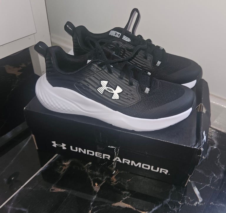 image for New in box  Under Armour Trainers, suitable for men and women 