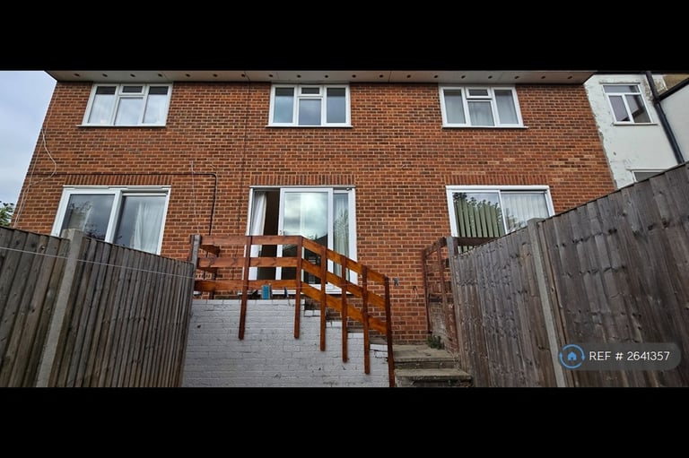 2 bedroom house in Constance Road, Sutton, SM1 (2 bed) (#2641357)