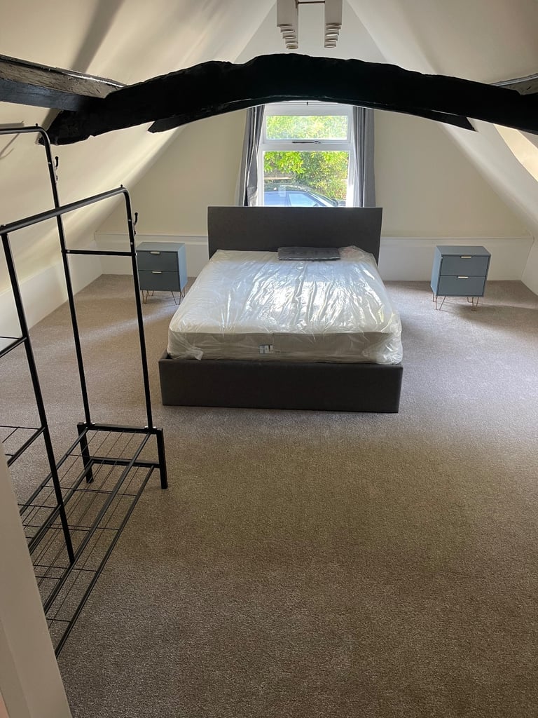 Room to rent 