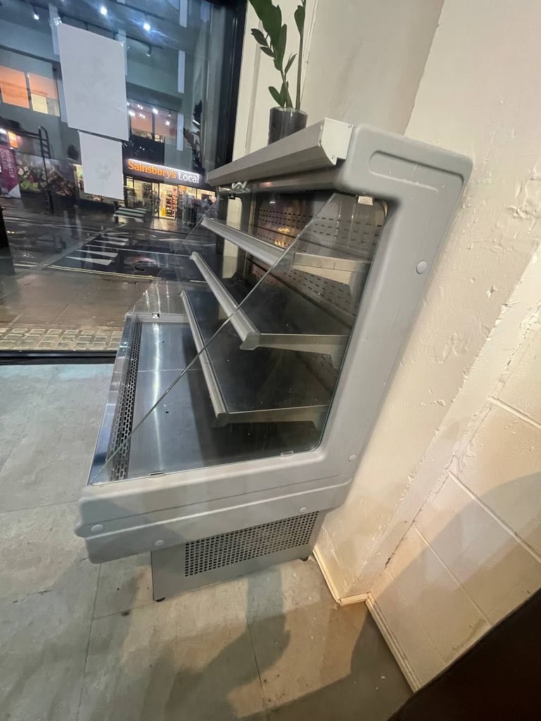 Commercial display fridge for cafe or restaurant 