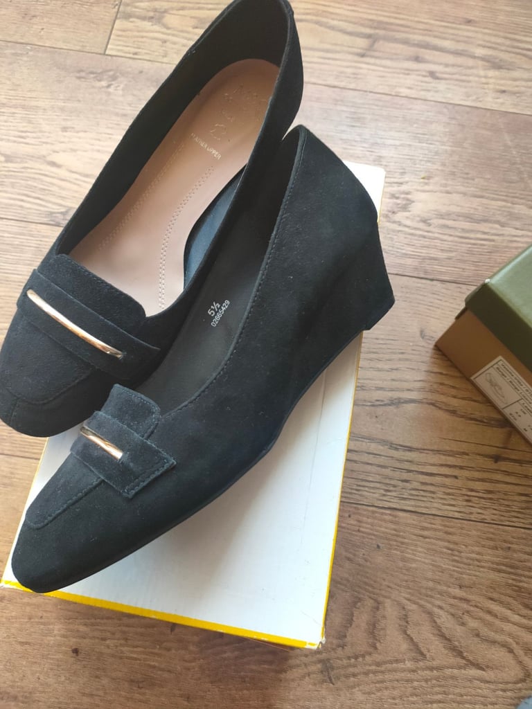 image for M&S Shoes