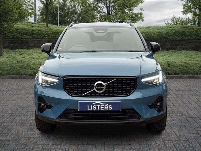 2022 Volvo XC40 2.0 B3P Plus Dark 5dr Auto ESTATE PETROL Automatic