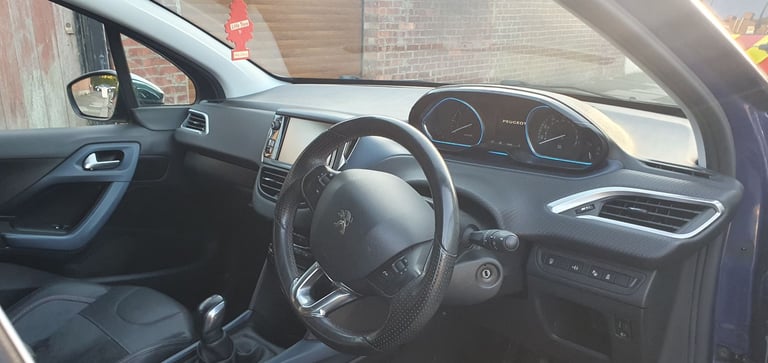 2014 Peugeot 2008 crossway 1.2 petrol ULEZ FREE