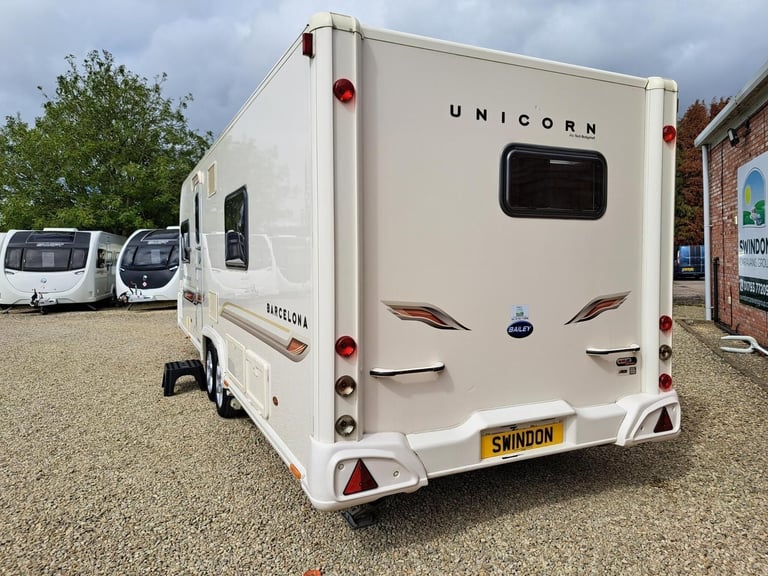 2012 Bailey Unicorn Barcelona