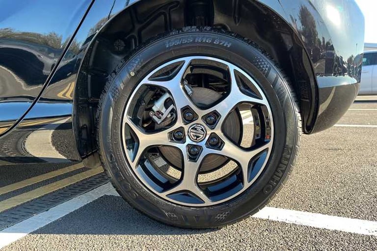 2025 MG MG3 1.5 Hybrid+ MHEV Trophy Hatchback 5dr Petrol Hybrid Auto Euro 6 (s/s) (194  Hatchback...