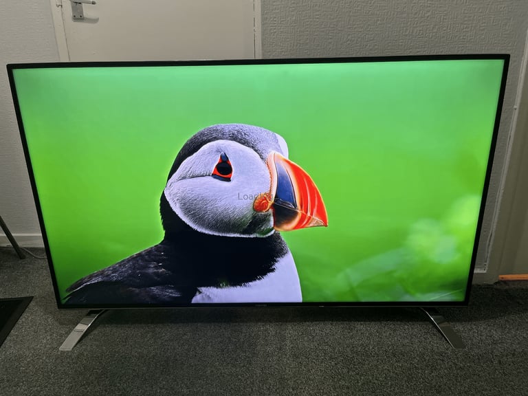 Toshiba 55" Smart 4K UHD LED TV - Excellent Condition