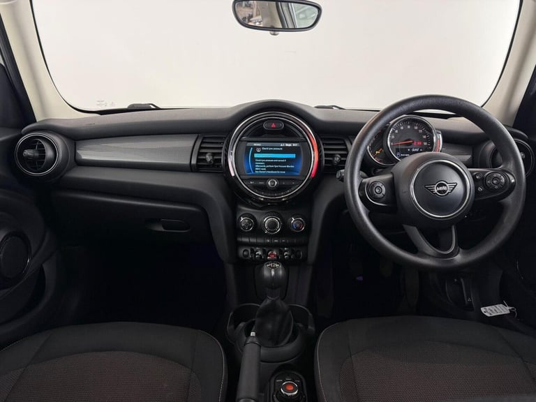 2019 MINI Hatch 1.5 Cooper Classic Euro 6 (s/s) 5dr Hatchback Petrol Manual
