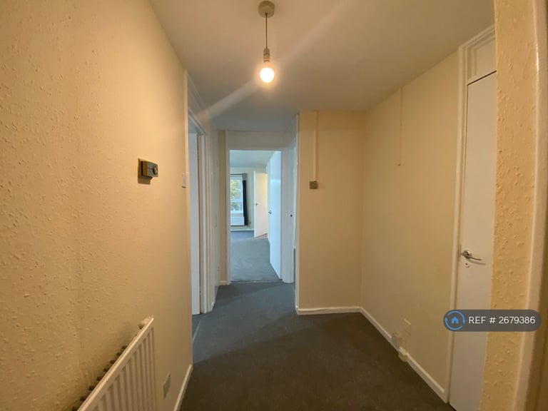 image for 2 bedroom flat in Tenby Close, Cambridge, CB1 (2 bed) (#2679386)