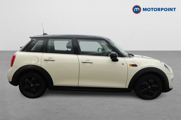 2016 MINI Hatch 1.5 Cooper 5dr Hatchback Petrol Manual