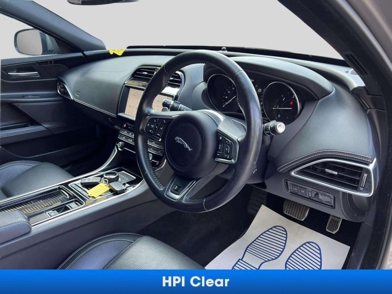 2019 Jaguar XE 2.0d R-Sport Saloon 4dr Diesel Auto Euro 6 (s/s) (180 ps) Saloon Diesel Automatic