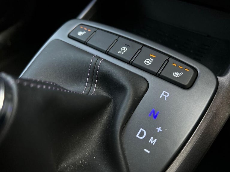 2024 Hyundai i10 1.0 Premium Hatchback 5dr Petrol Auto Euro 6 (s/s) (63 ps) Hatchback PETROL Auto...